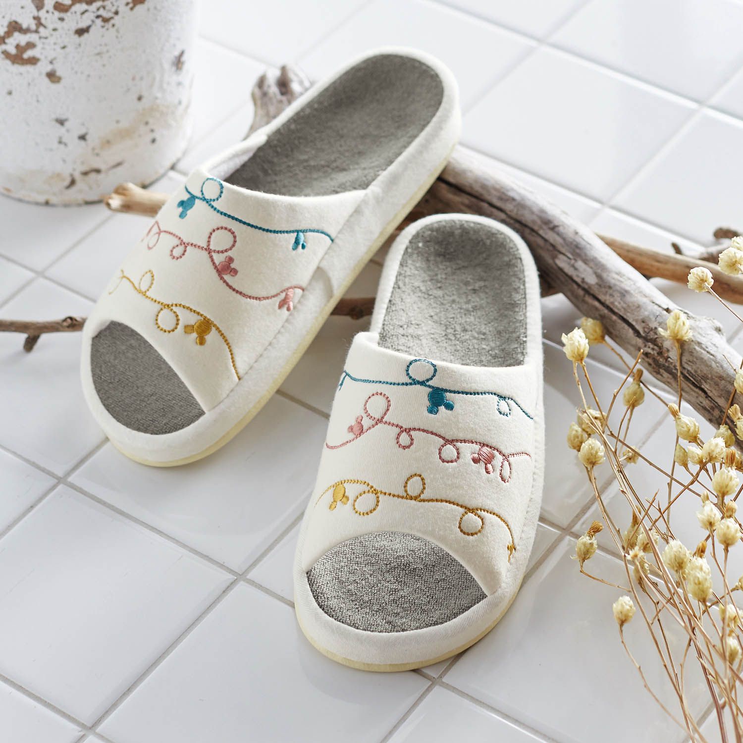 日本千趣會 - 迪士尼室內拖鞋(刺繡)-米奇頭樹葉-粉