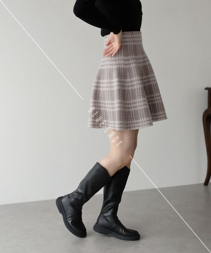 日本 BLUE EAST - 甜心格紋針織迷你短裙-深棕黑