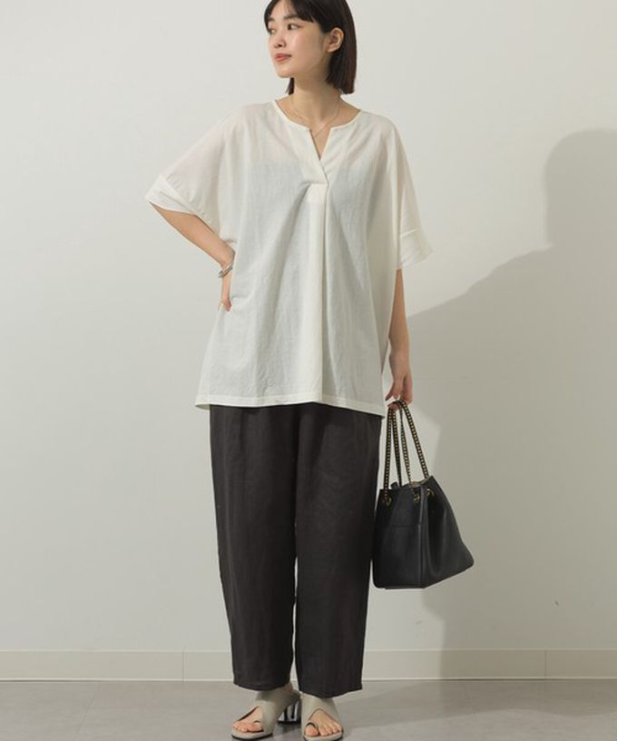 日本 Sans Souci 34+ - 接觸涼感 鑰匙領五分袖上衣-白