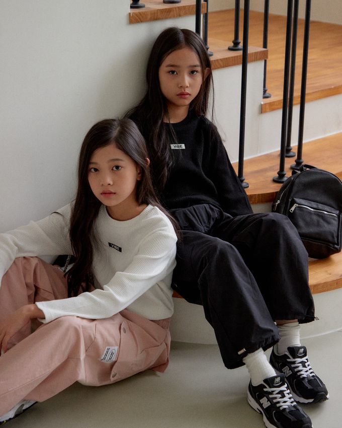 韓國 sm2 - 文字點綴羅紋長袖上衣-白