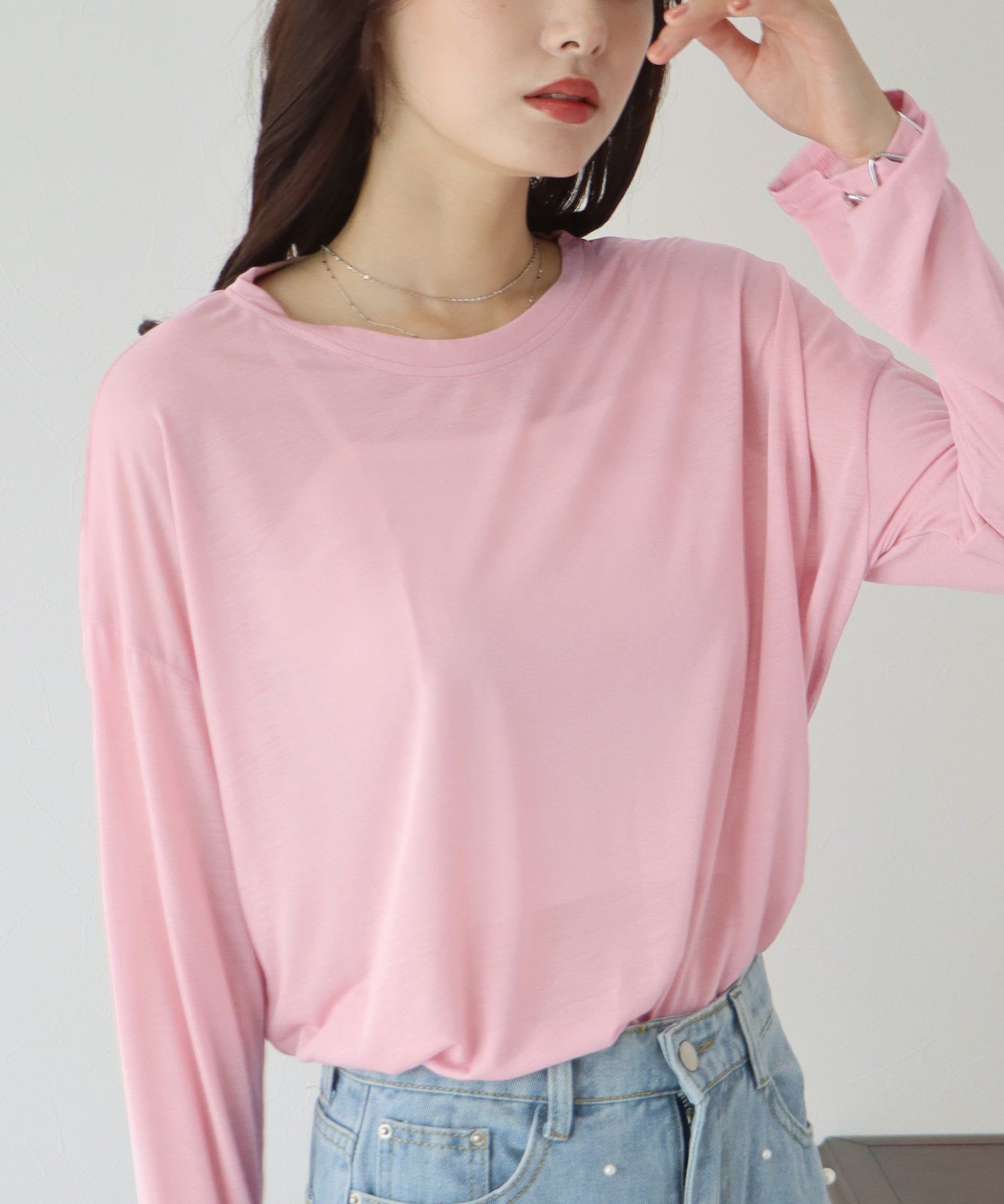 日本 BLUE EAST - 柔軟薄透落肩長袖上衣-粉