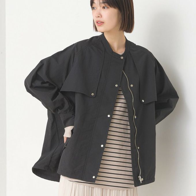 日本 OMNES - 潑水加工 輕量尼龍抽繩造型圓領外套-水藍