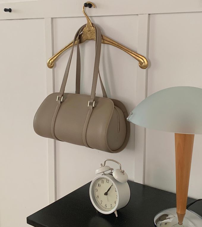 韓國lemego - 牛皮圓筒手提肩背包(Bella)-淺卡其