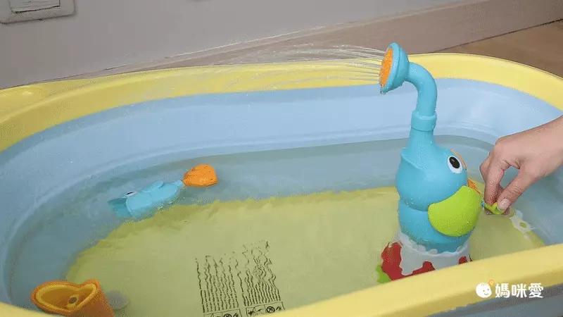 讓寶寶愛上洗澡【Yookidoo 洗澡玩具】開心洗澎澎，晚上更好睡
