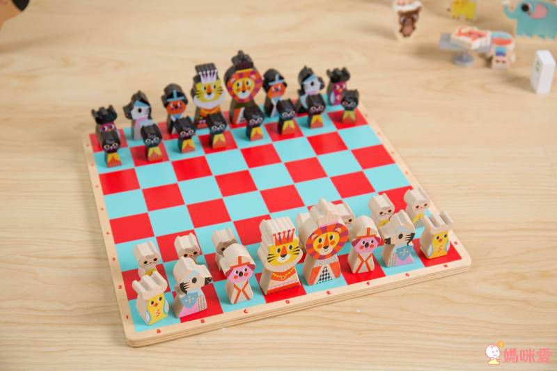 法國 Vilac 超質感玩具系列♔ 手提攜帶家家酒～帶出門詢問度超高★觸覺啟發桌遊～啟發幼兒大腦！