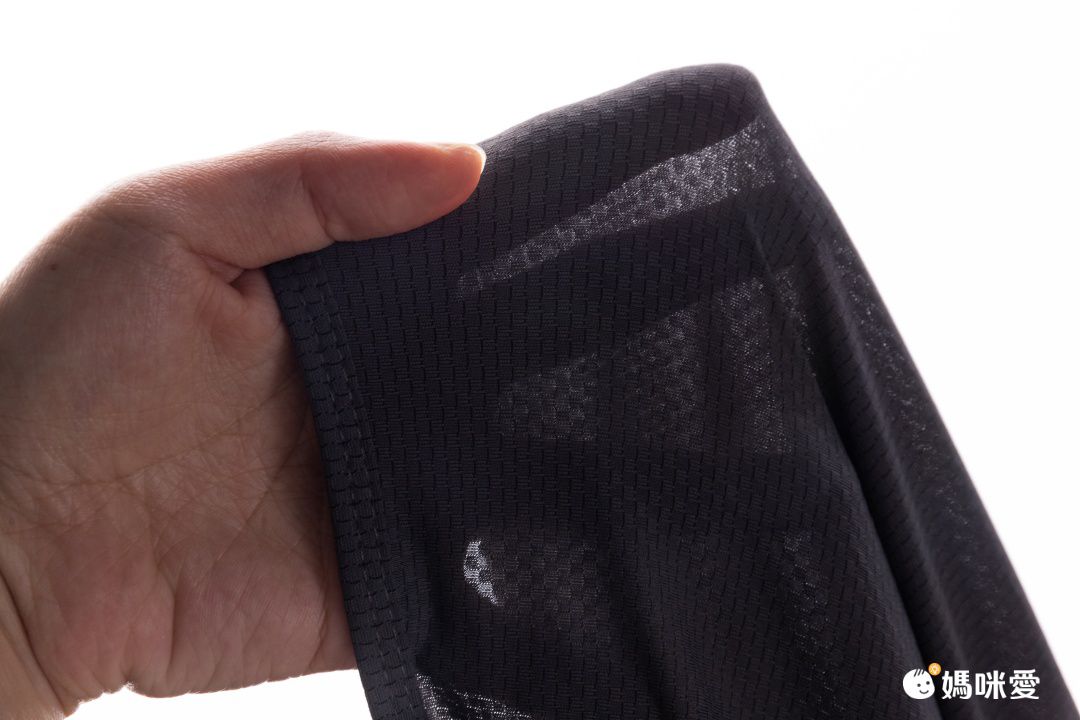 UPF50+冰絲涼感防曬連帽外套-白色-女款