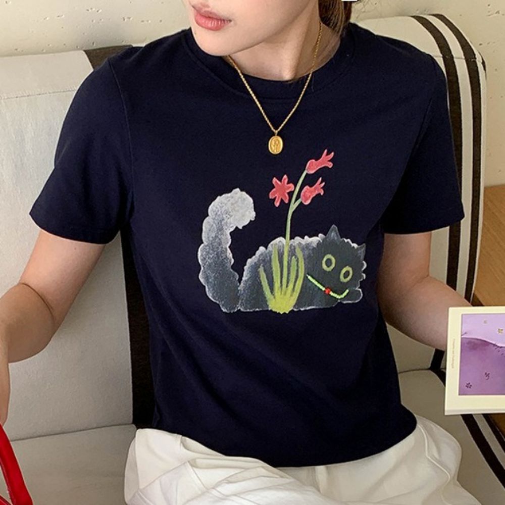 合身正肩短袖上衣-黑貓印花-藏青 (F)