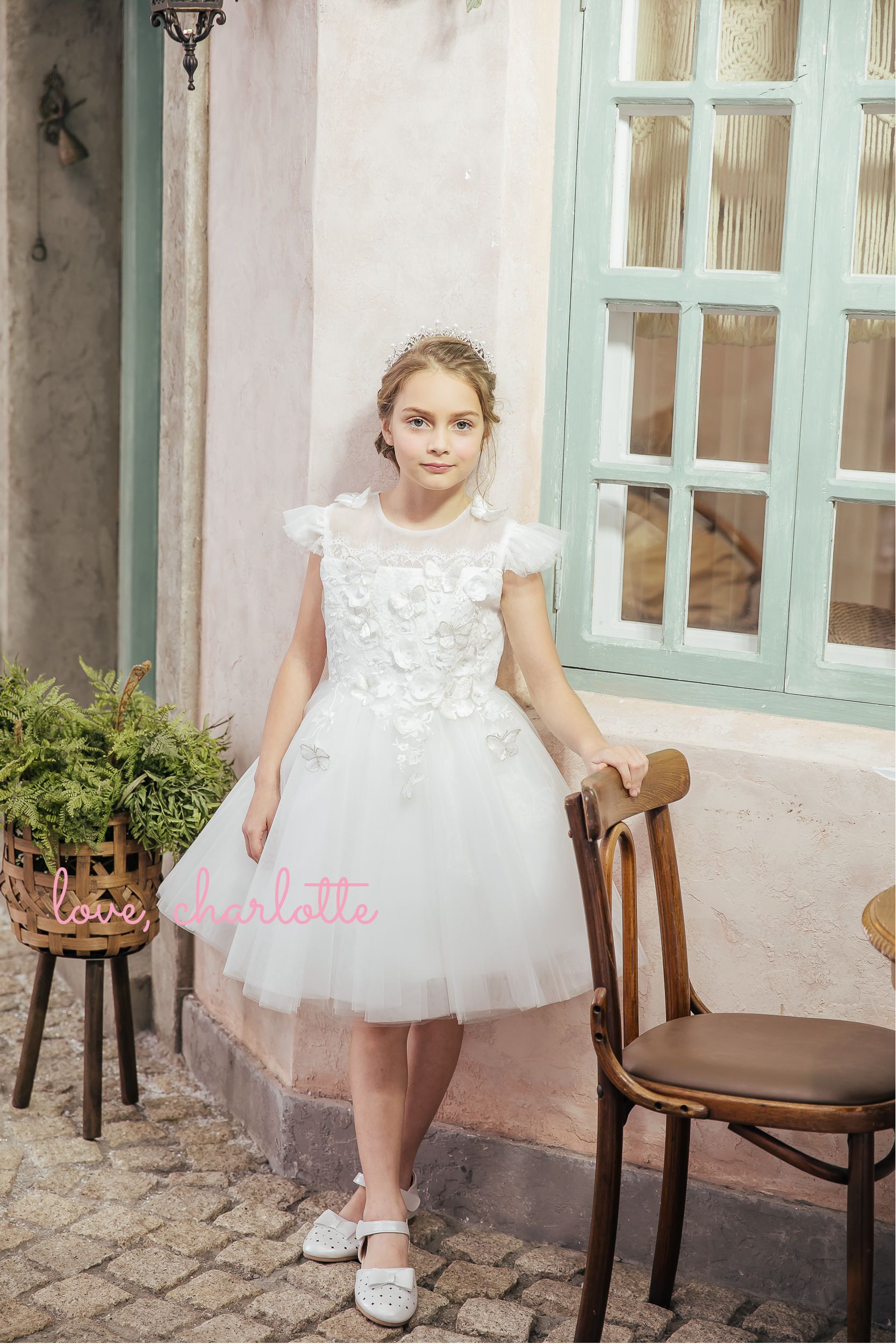 Love, Charlotte - 全白立體蝴蝶小禮服