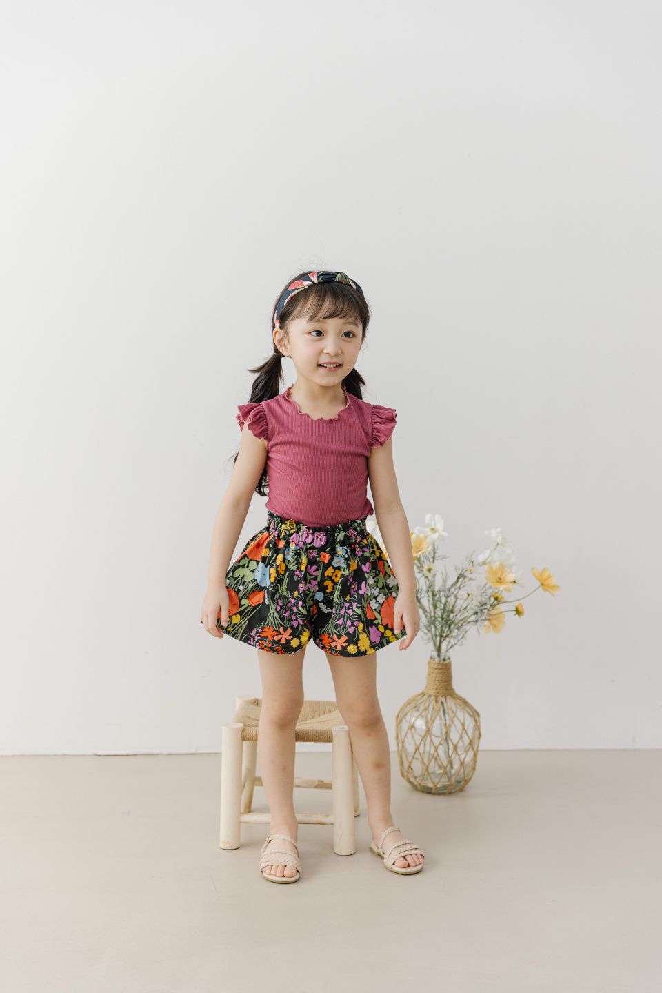 韓國 Orange Mom - 荷葉立體袖卷卷領上衣-酒紅