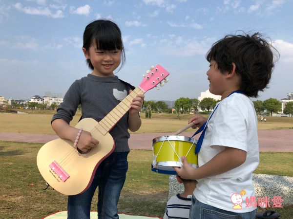 化身小小演奏家【New Classic Toys】木製仿真樂器