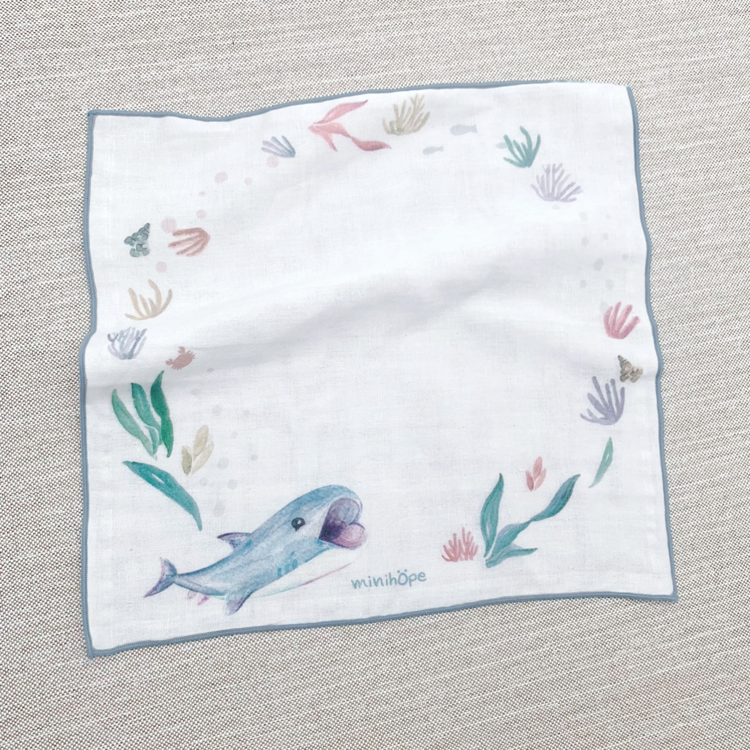 minihope美好的親子生活 - 有機棉雙層紗手帕28x28cm-巨口鯊 (藍)