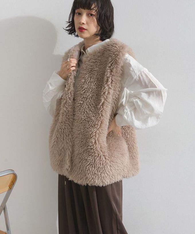 日本 ELENCARE DUE - QQ毛絨時尚搭配長版背心-卡其棕