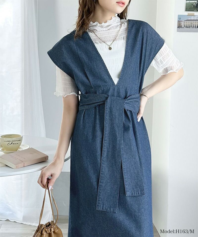 日本 Classical Elf - 丹寧前綁帶V領設計背心裙-黑