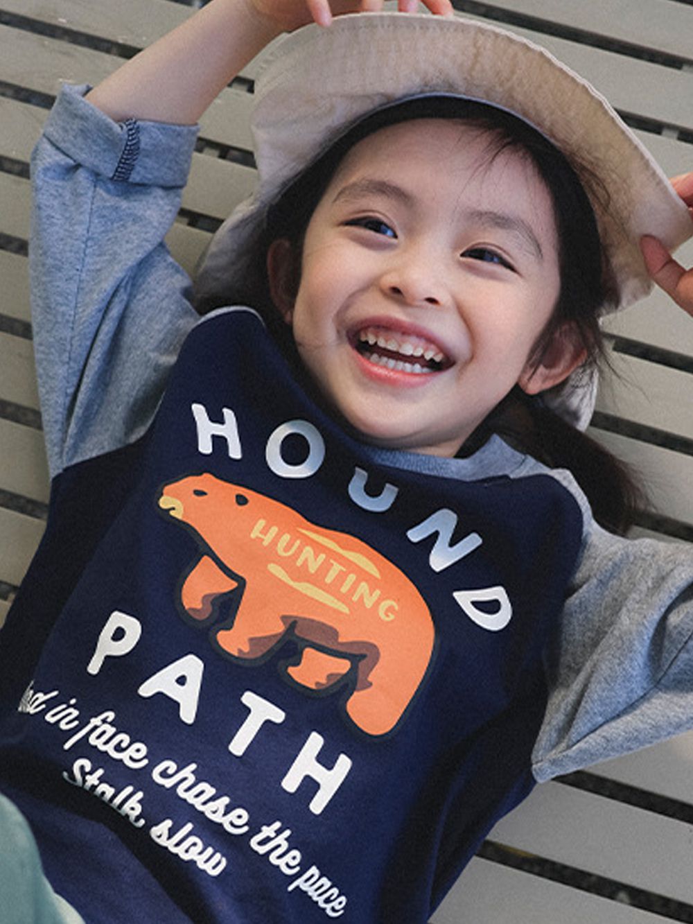 純棉撞色長袖上衣-潮流動物-藏青