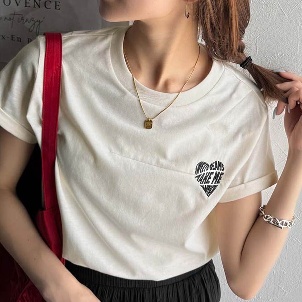 經典胸前愛心刺繡短袖上衣-象牙米