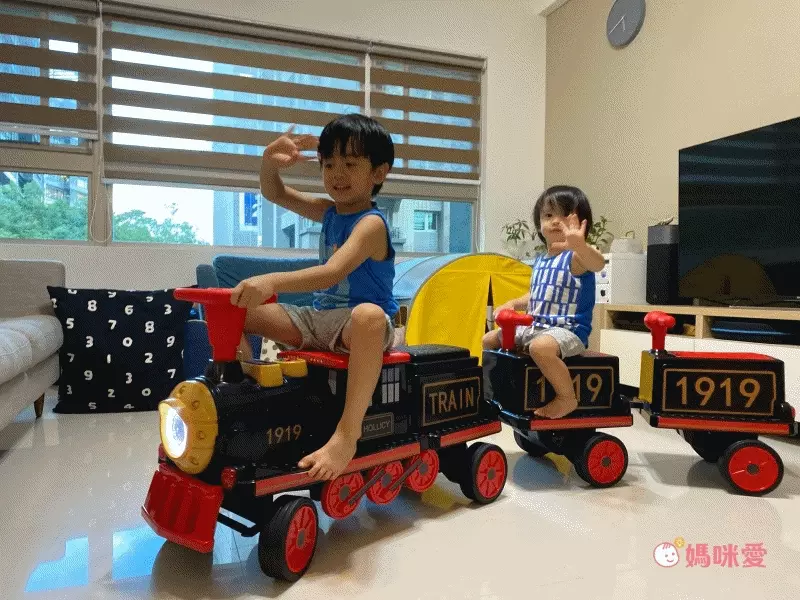 i-Smart - 復古小火車 台灣獨家代理 (含火車頭+第二節動力車廂)-紅色