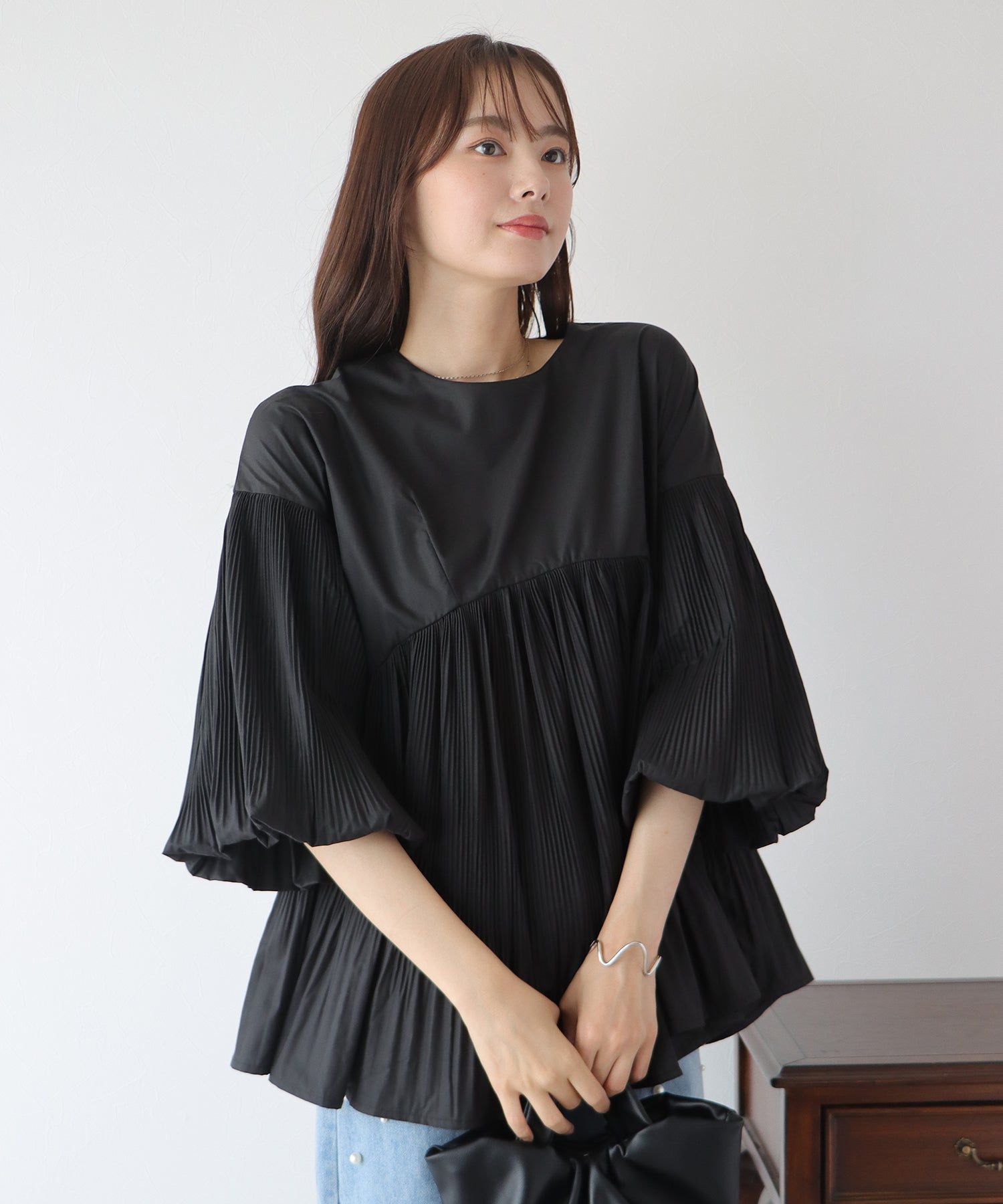 日本 BLUE EAST - 楊柳拼接五分袖上衣-奶茶