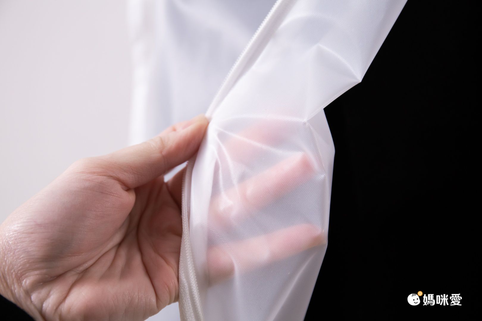 衣物防塵罩收納袋-衣架開口款