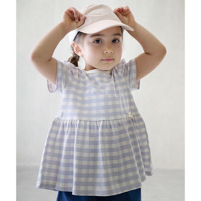 日本 petit main - 荷葉袖傘狀層次短袖上衣-花朵-淡橘