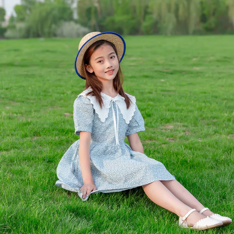 娃娃領短袖洋裝-碎花紋路-淺藍色