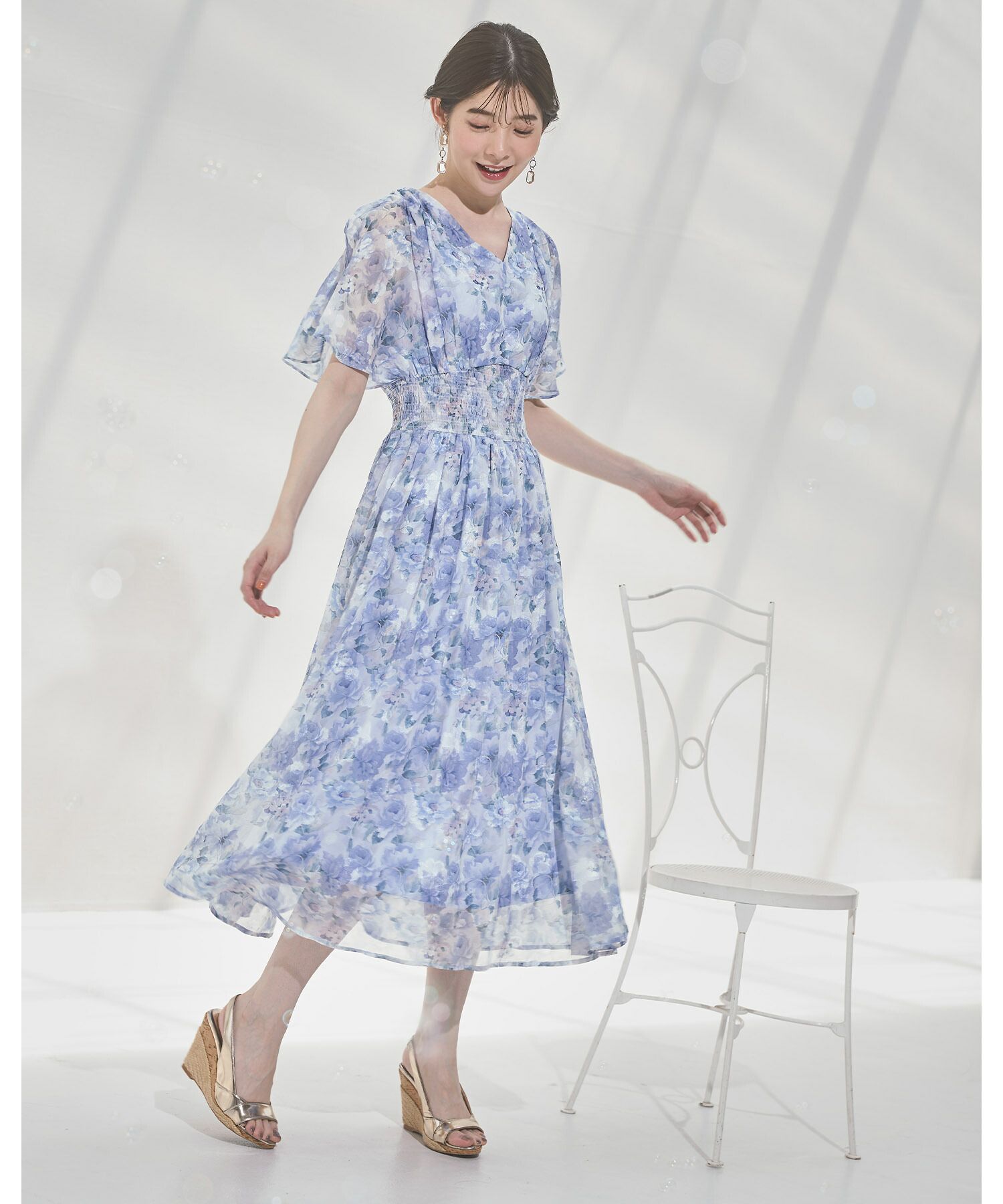 日本 tocco-closet - 後綁帶浪漫暈染碎花雪紡洋裝-水藍