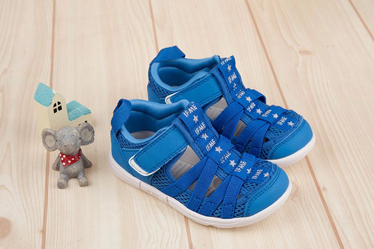 日本IFME - 天藍和風兒童機能水涼鞋