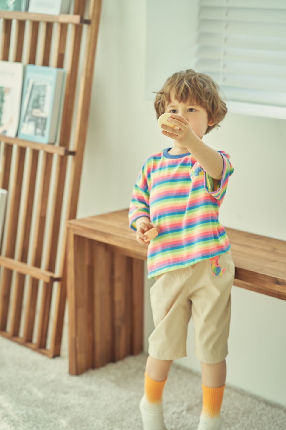 韓國 Mimico - 刺繡七彩恐龍彩虹T-紅