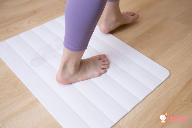 森呼吸 - 台灣製波浪人體工學珪藻土吸水地墊/ 1入組-白 (XL)-60x40x0.8cm