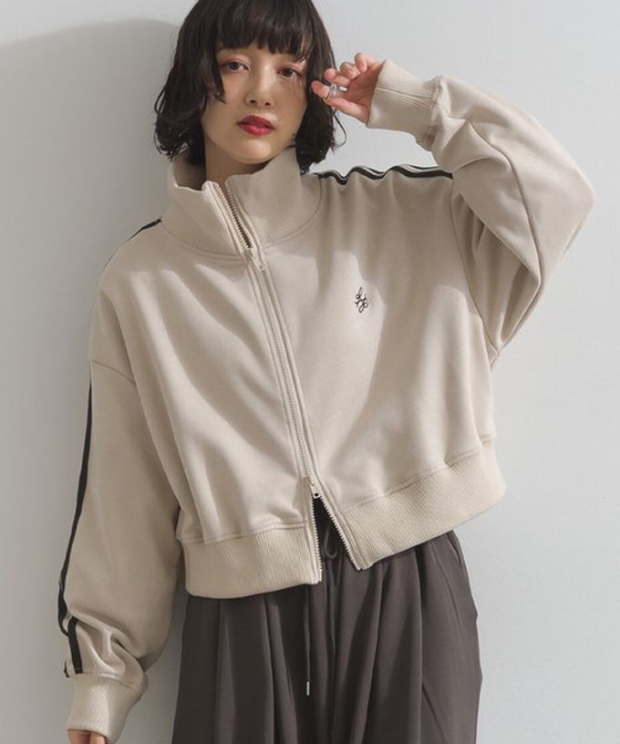 日本 ELENCARE DUE - 麂皮短絨休閒配色運動風夾克-炭灰