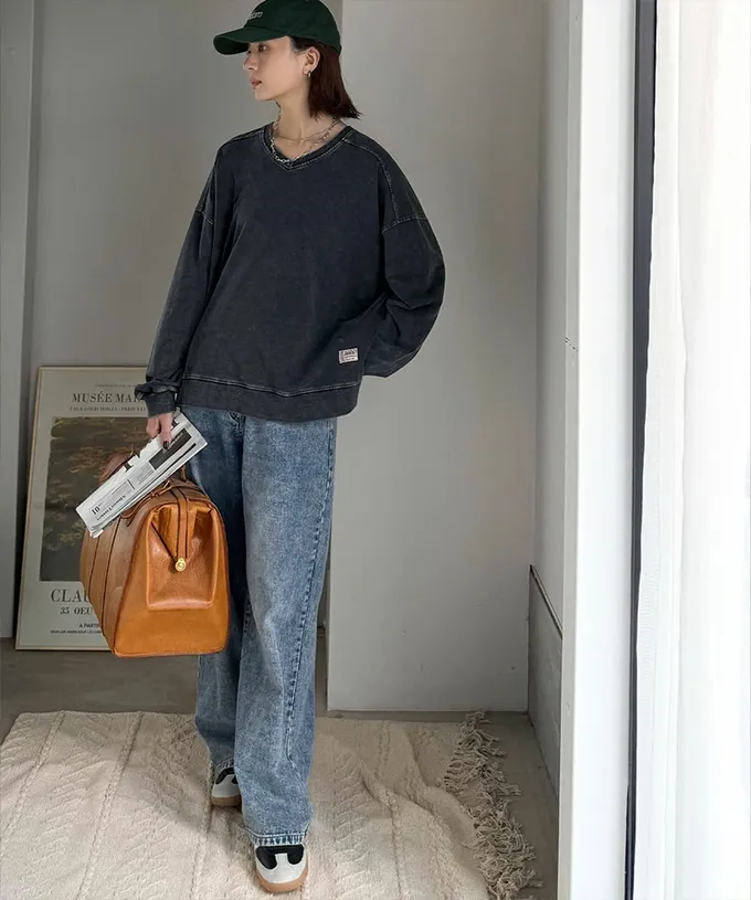 日本 Classical Elf - 俐落洗舊感V領寬版長袖T恤-煙燻藍