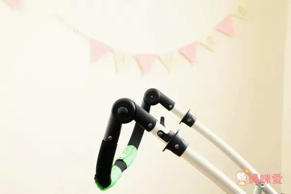 雙寶媽救星！義大利 AZZURRA 雙人＆單人推車，6m~3y 適用