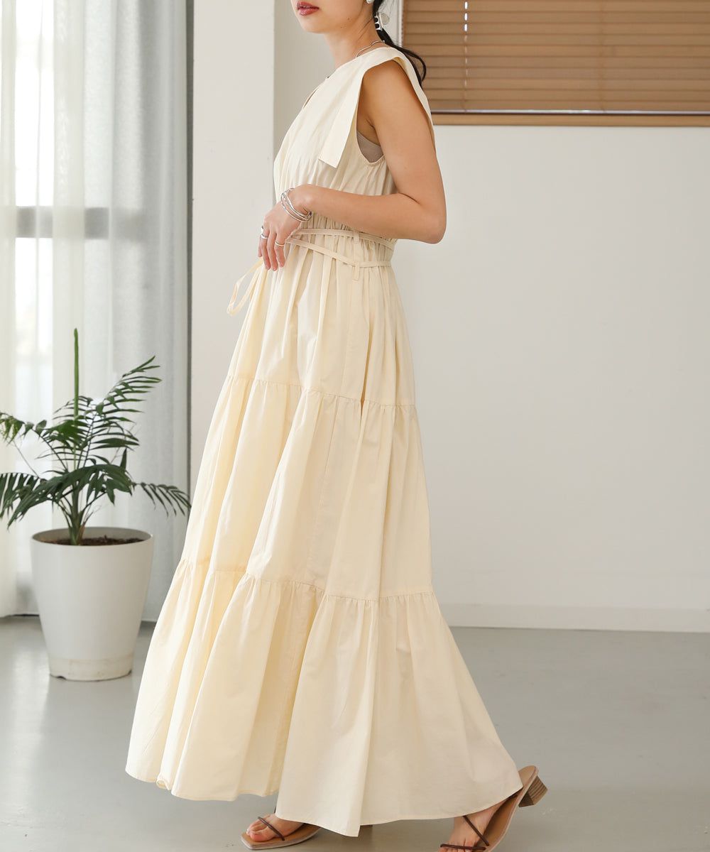 日本 Bab - 浪漫時光層次設計無袖洋裝-黑