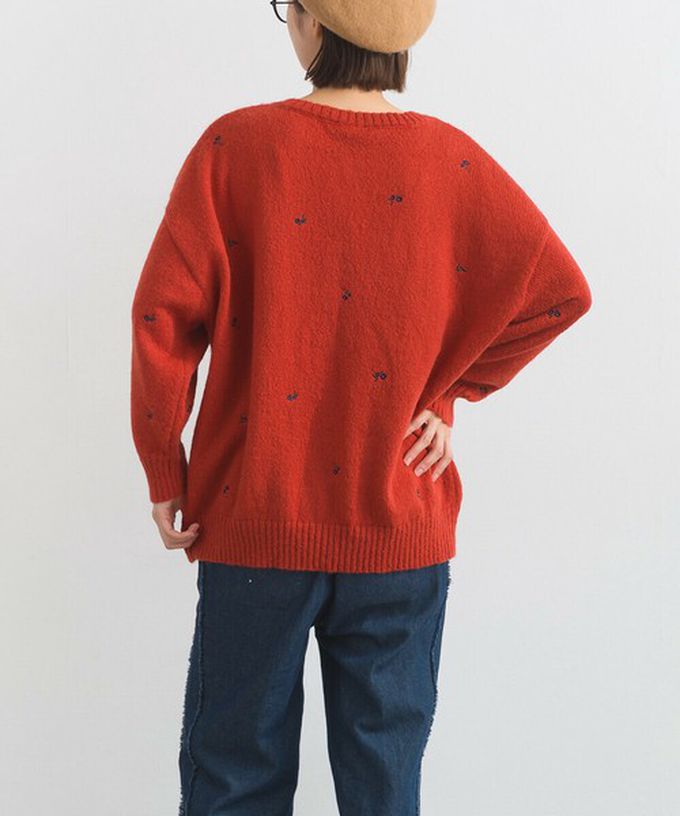 日本 Lupilien - 低調小花刺繡圓領開襟針織外套-深藍