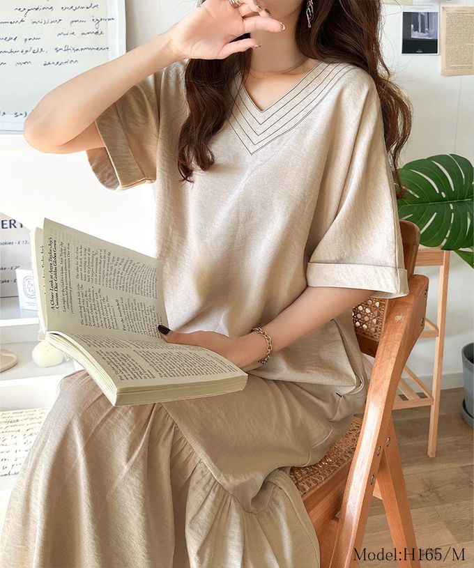 日本 Classical Elf - 顯瘦線條V領傘狀五分袖洋裝-卡其杏