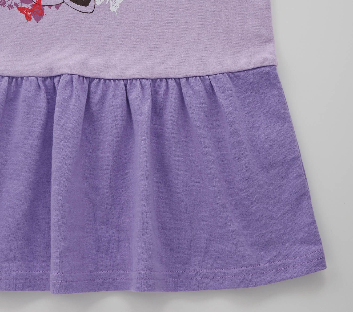 日本千趣會 - 迪士尼波浪衣襬長T-小美人魚-薄荷白