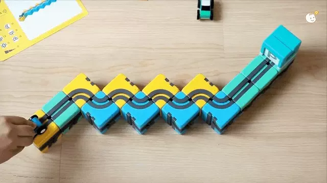 募資突破2400萬【Qbi】益智磁吸軌道積木玩具