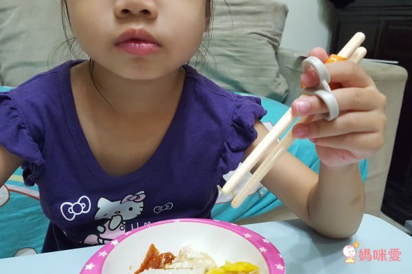 日本 Combi - 三階段彈力學習筷-左手-橘-＋贈學習筷環保收納袋