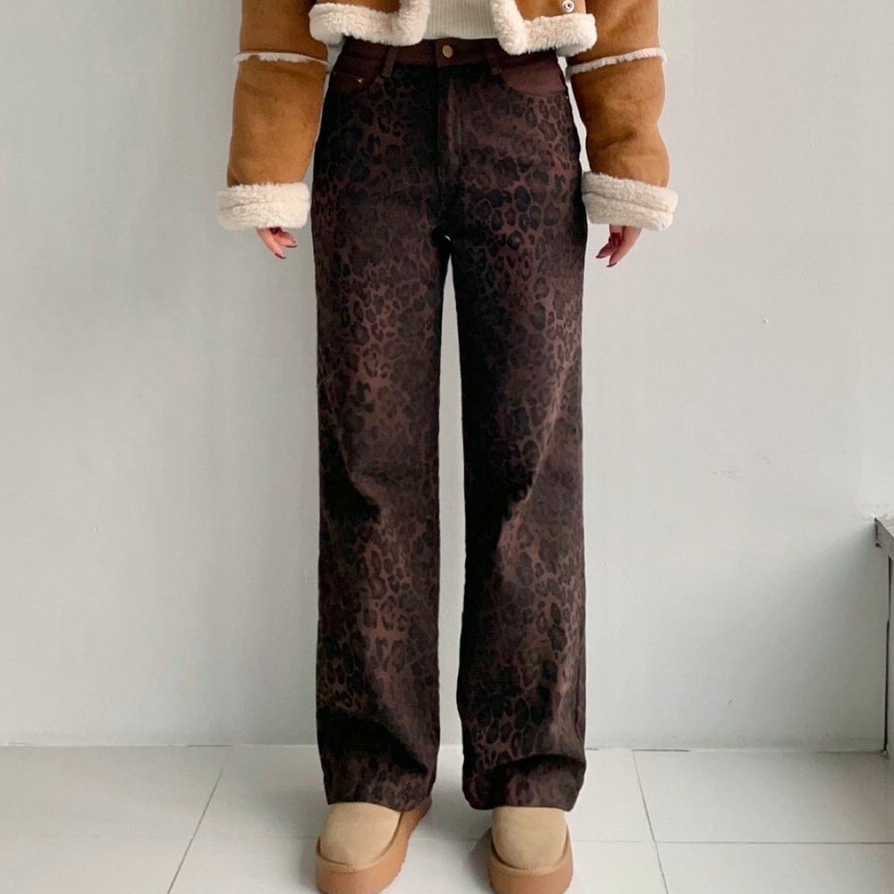 Howluk (內磨毛)彈性腰潮流豹紋小寬褲-咖啡X黑