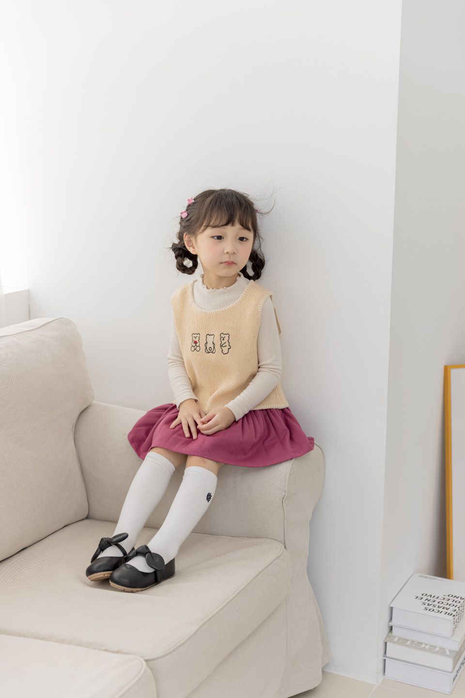 韓國 Orange Mom - 三隻小熊針織短背心-米黃