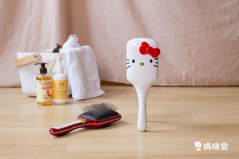 日本 KOIZUMI 小泉成器 - Hello Kitty 音波美髮梳-動物派對-KBE-G838 WE