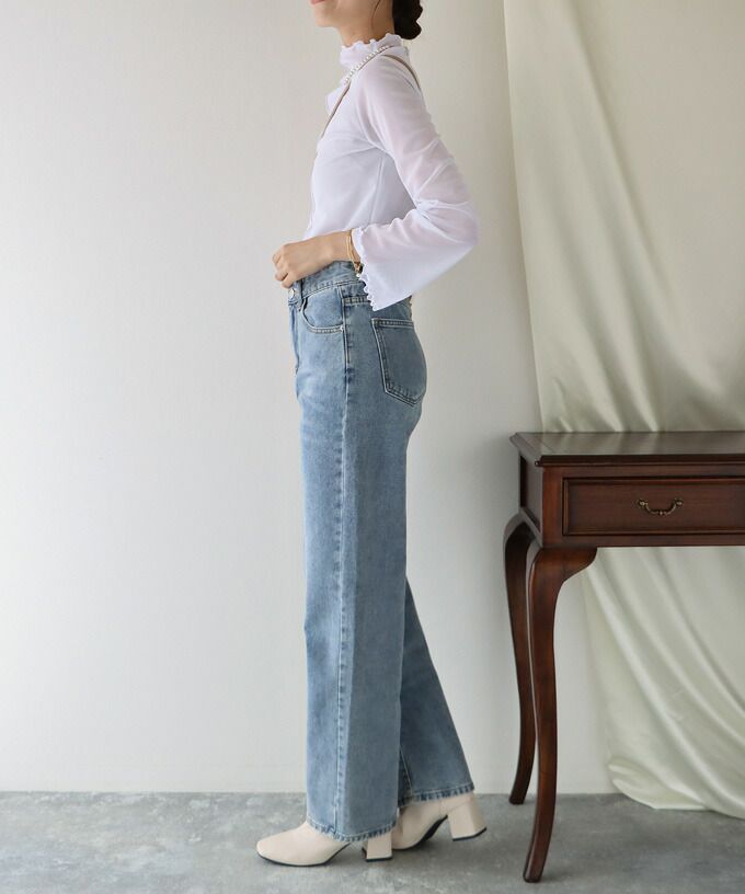 日本 BLUE EAST - 百搭木耳捲邊長袖上衣-白杏