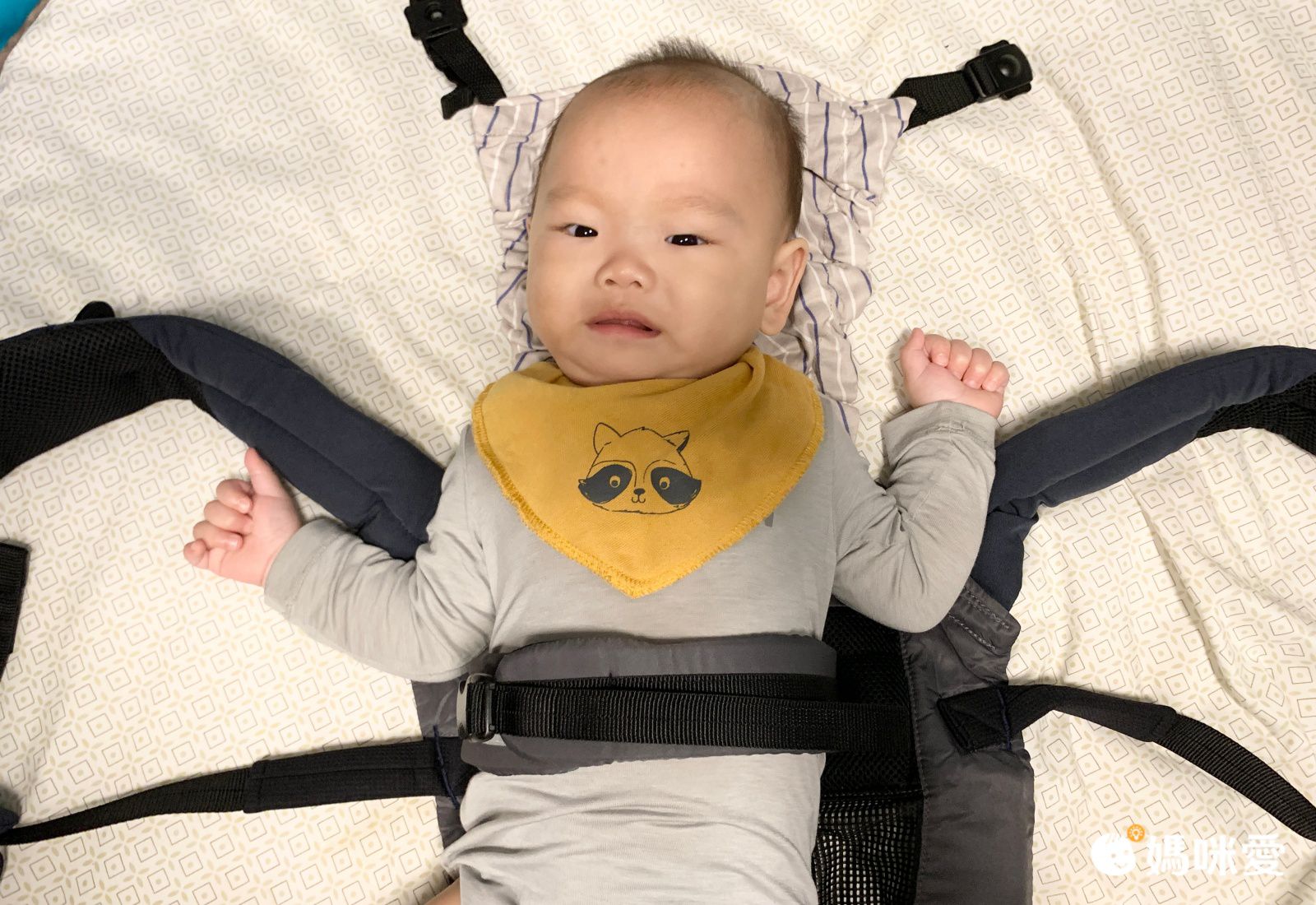 解放媽咪的肩腰背！【日本 Combi】透氣減壓腰帶式背巾♡