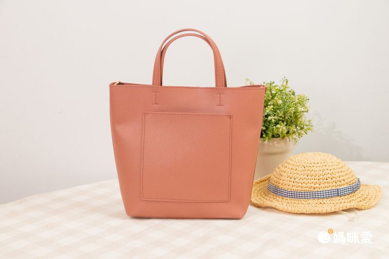 日本 polkapolka - [熱銷款] 輕量皮革肩肩背/手提托特包-煙燻粉