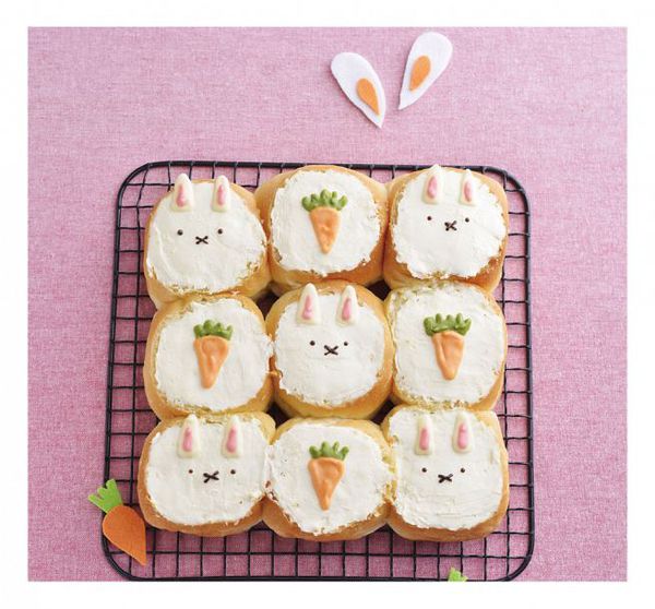 和平國際 - 鬆軟餡多！手撕方造型麵包-隨書附贈：22公分方形不沾烤模