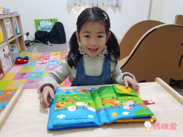 日本 Ed.Inter - 布玩系列 - 小手訓練百寶箱