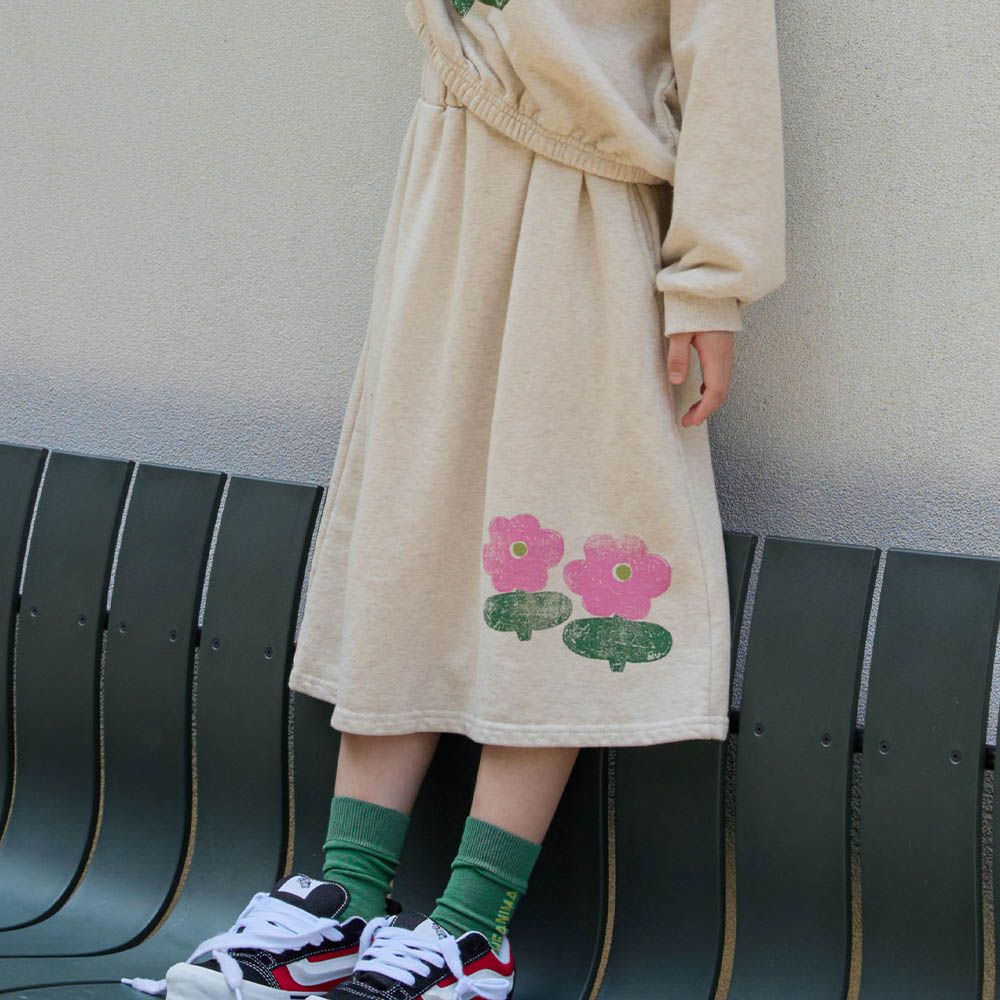 NAVi 鬆緊腰塗鴉花朵印純棉中長裙-燕麥