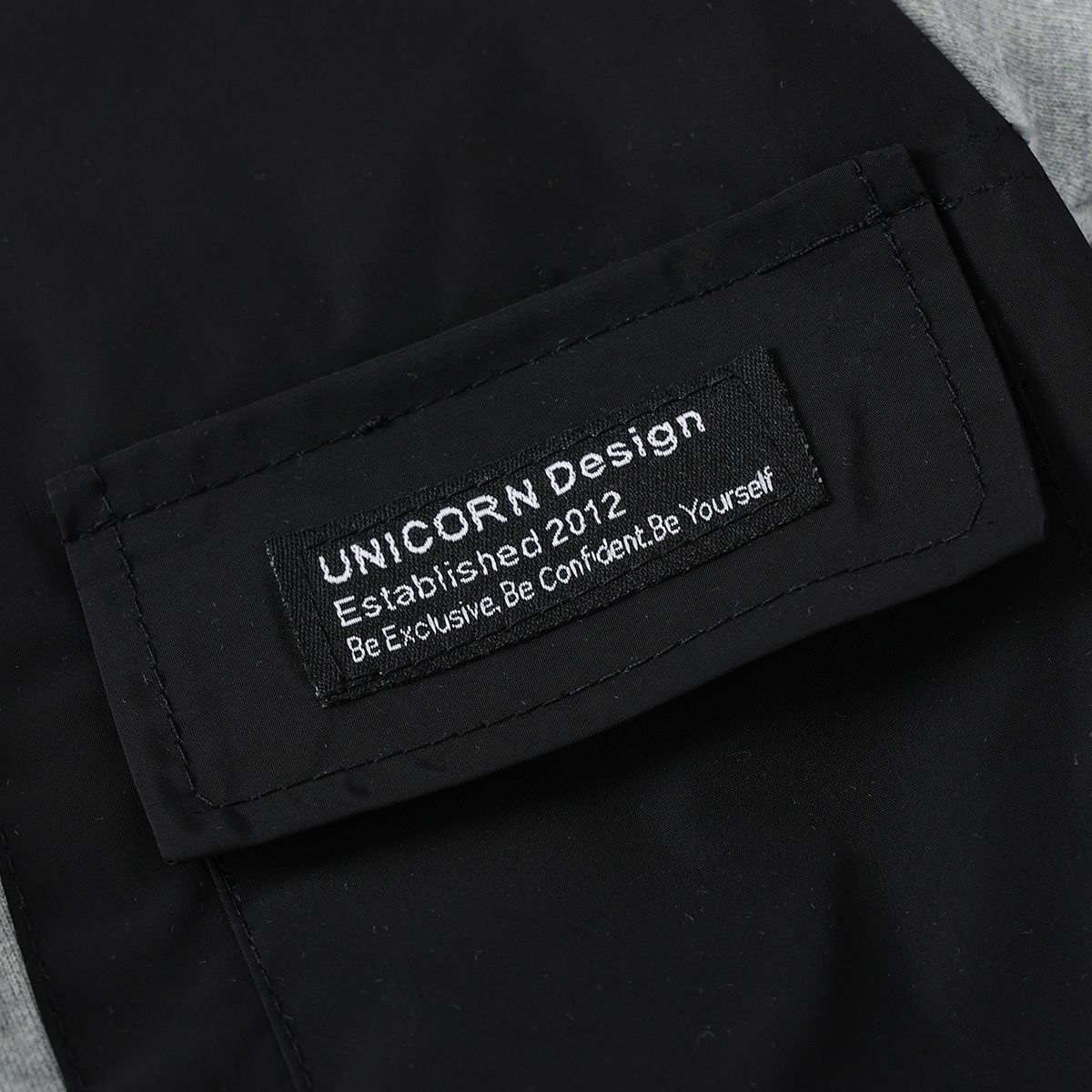 WELLKIDS - 圓領棉質假兩件長袖上衣/大學T-工裝小背心-黑+灰