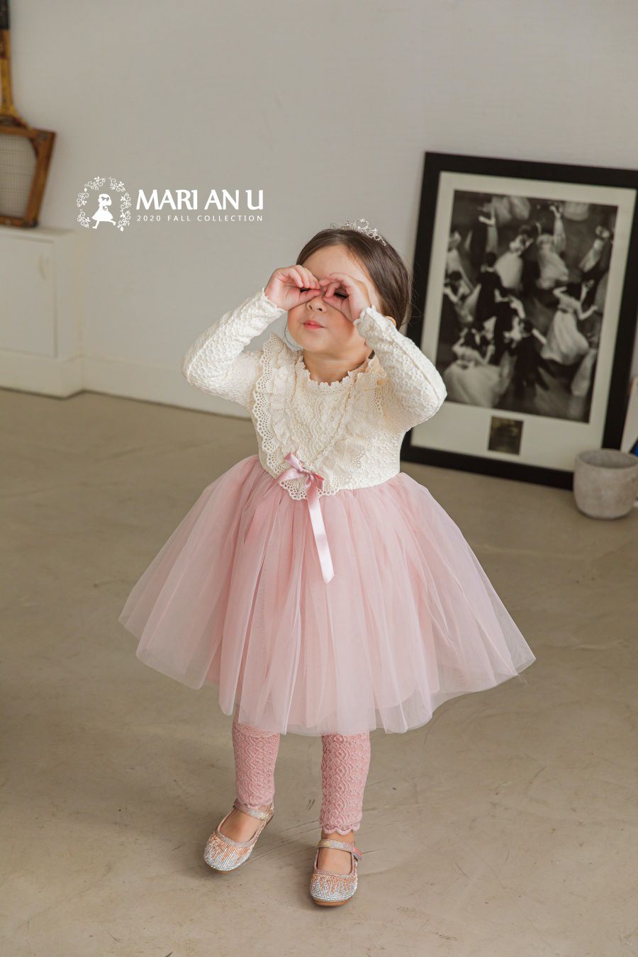 韓國 mari an u - 浪漫蕾絲雕花上衣網紗洋裝-米白X粉紅