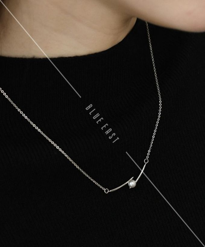 日本 BLUE EAST - 韓國製 珍珠不平衡線條優雅項鏈-銀