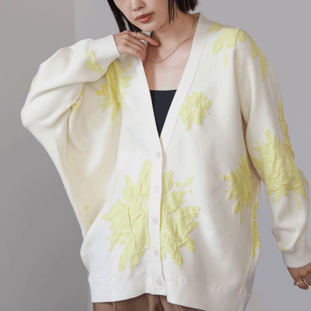 唯美花卉寬鬆感針織開襟外套-白